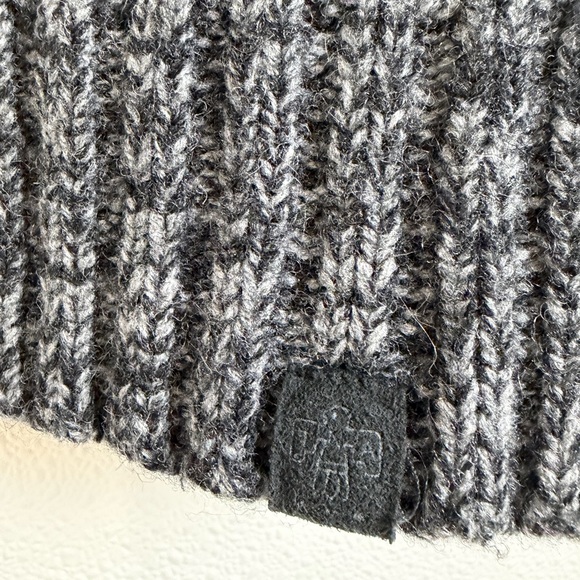 TNA Lambswool Fair Isle Zip Cardigan Sweater Ram Motif Grey Cream Size Small - Picture 8 of 16